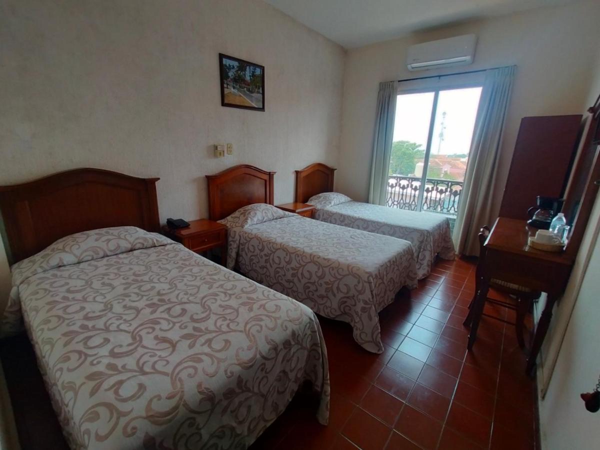 Hotel Posada Dona Lala Тлакотаплан Екстериор снимка