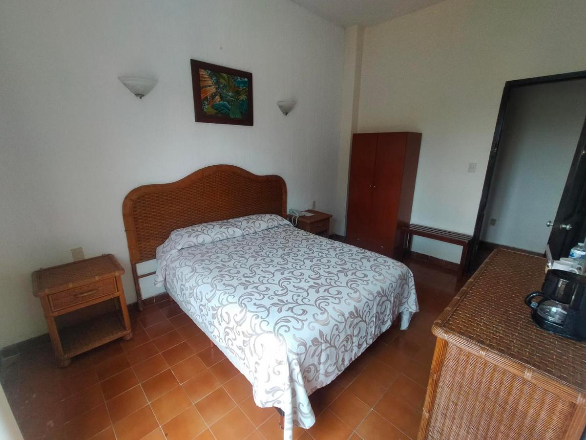 Hotel Posada Dona Lala Тлакотаплан Екстериор снимка