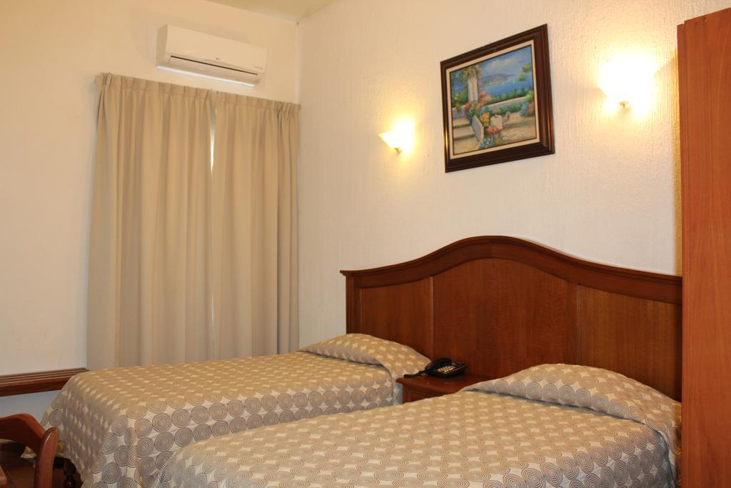 Hotel Posada Dona Lala Тлакотаплан Екстериор снимка