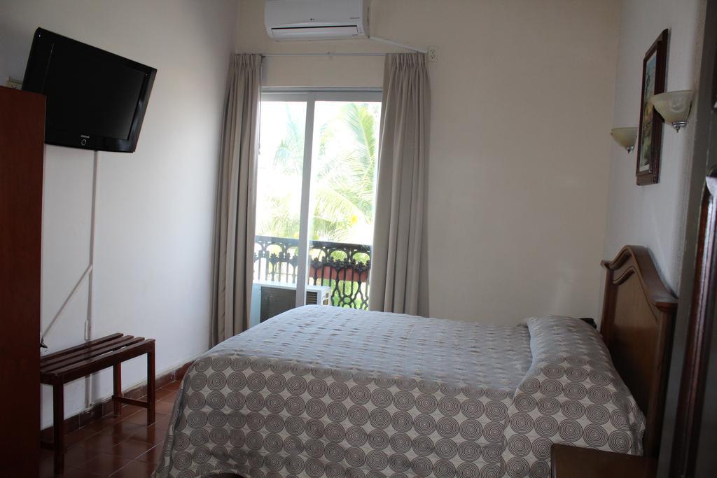 Hotel Posada Dona Lala Тлакотаплан Екстериор снимка