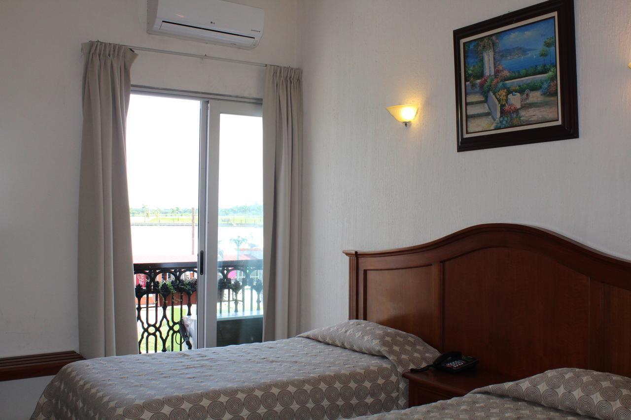 Hotel Posada Dona Lala Тлакотаплан Екстериор снимка